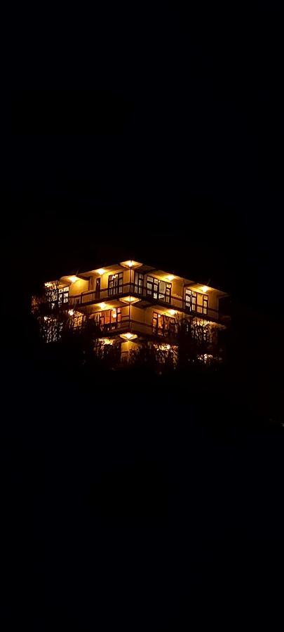 La Heim Hostels Manali  Bagian luar foto