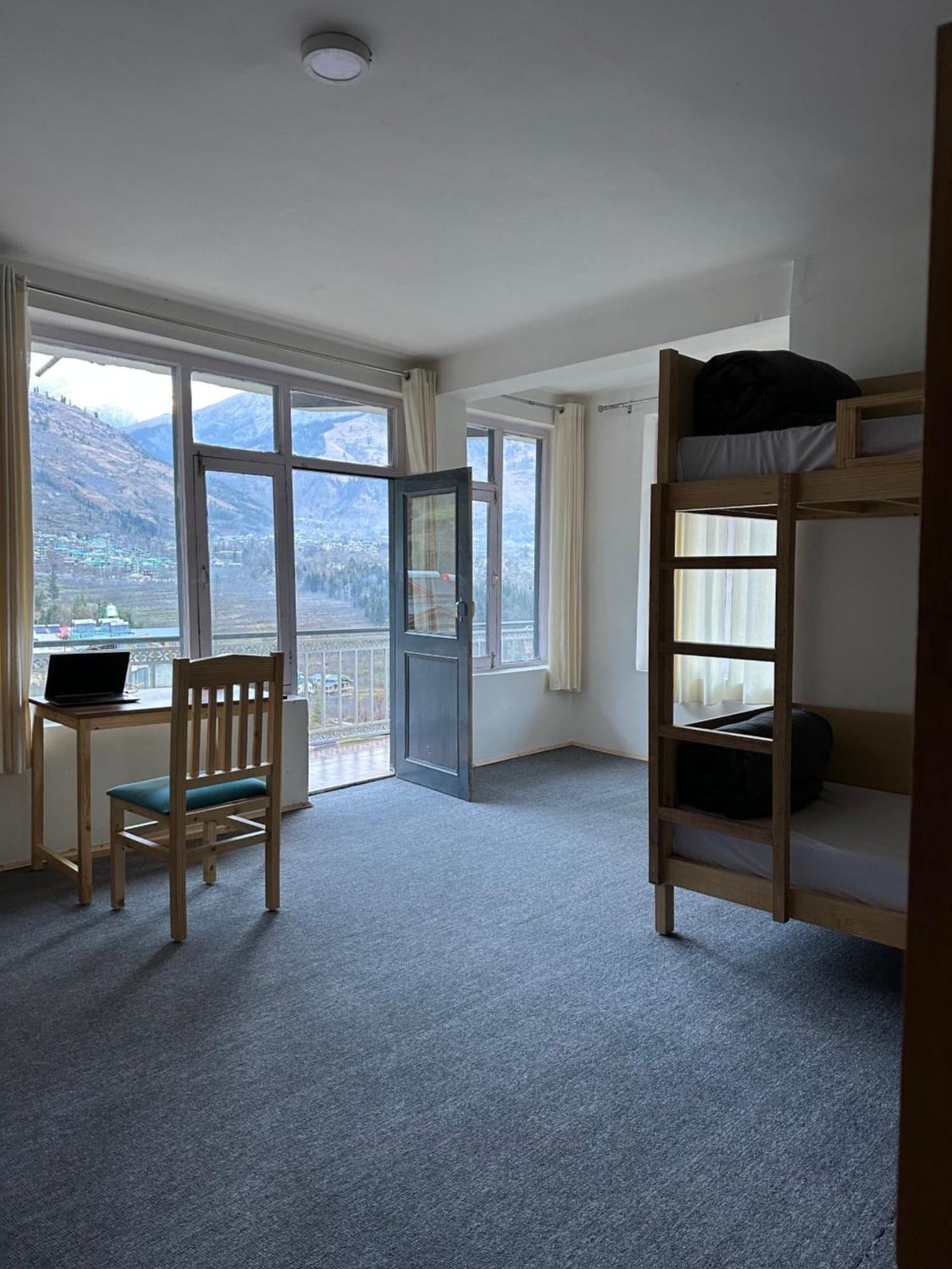 La Heim Hostels Manali  Bagian luar foto